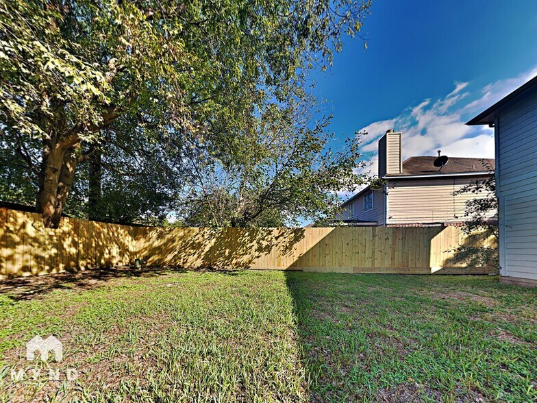 Building Photo - 2530 Chestnut Mills Rd