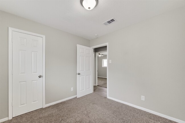Building Photo - 17106 Sunshine St