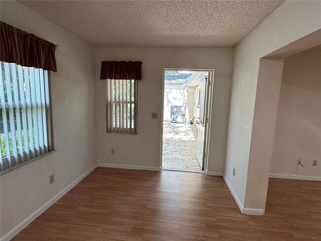 Building Photo - 8420 SW 92 St