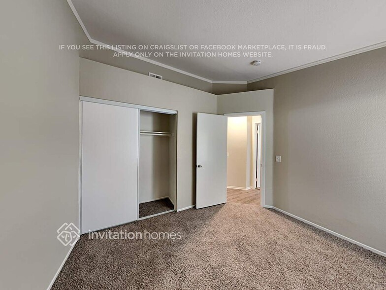 Building Photo - 681 N Driftwood Ave