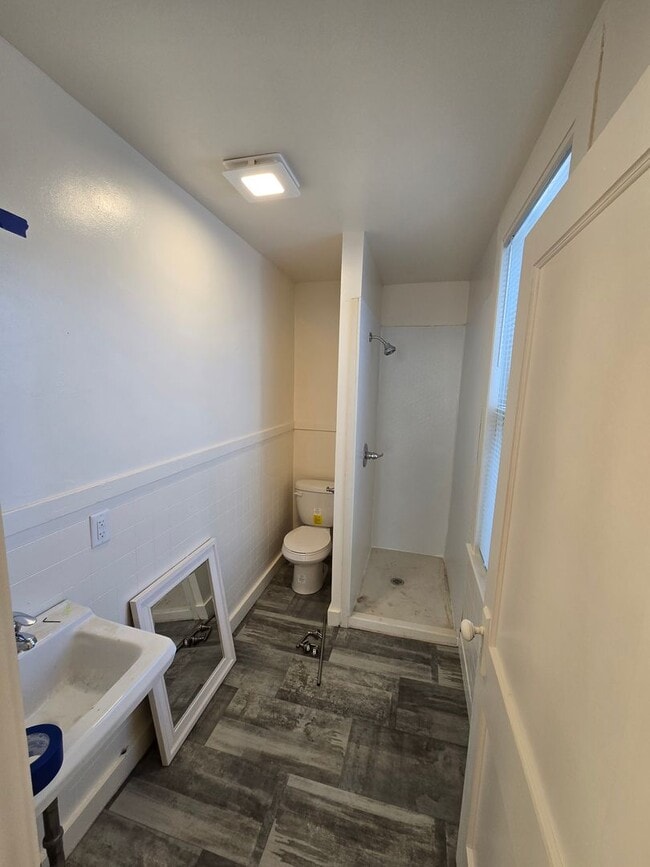 Building Photo - 109 Milwaukee Ave W