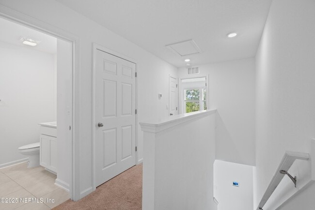 Building Photo - 40 Crisanto Rd
