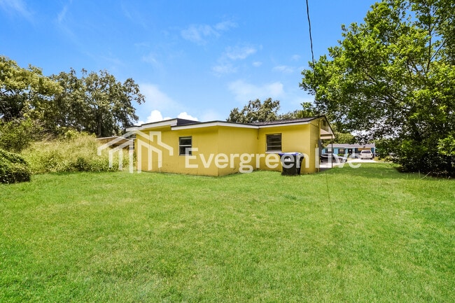 Building Photo - 4503 Drexel Ave