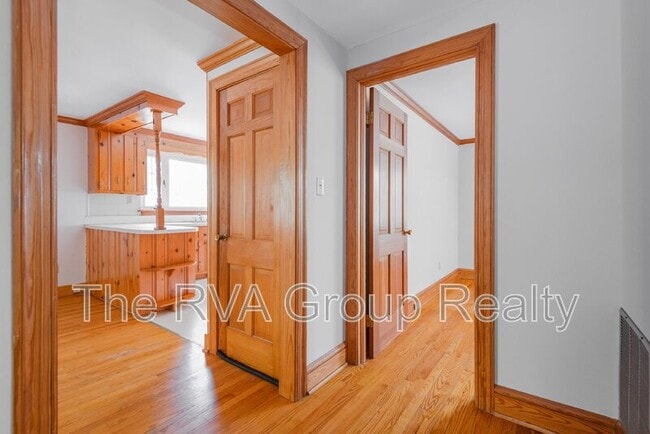 Building Photo - 36 Ferndale Drive