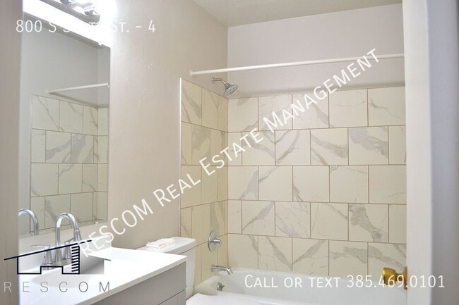 Building Photo - 800 State St