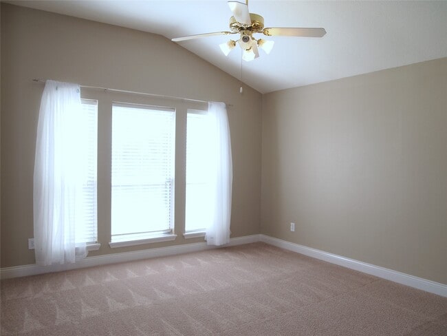 Building Photo - 20838 Kings Clover Ct