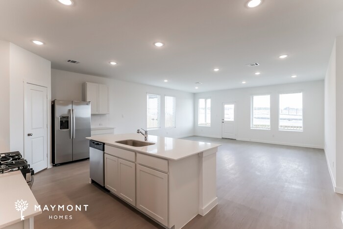 Building Photo - 2255 Ft Davis Pass