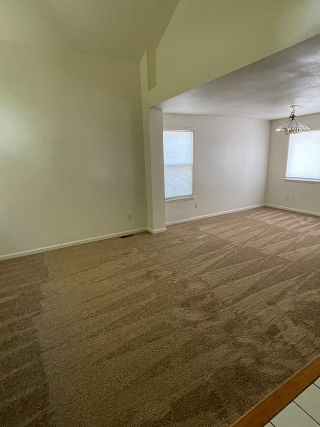 Building Photo - 3 bed 3 bath single Family House in Highlands Ranch