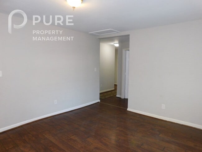 Building Photo - 5208 Highland Ave