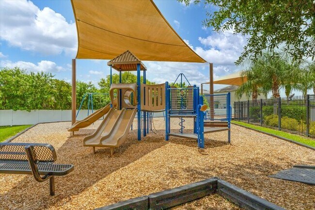 Building Photo - Welcome in to this beautiful Unfurnished -...
