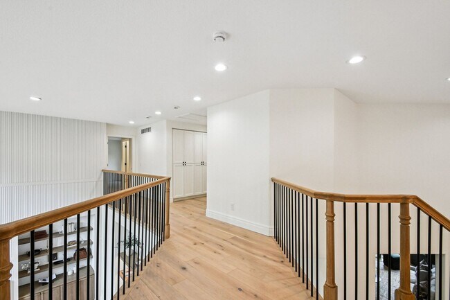 Building Photo - Stunning Cherry Hills Luxury Rental | 5bd/6ba Home