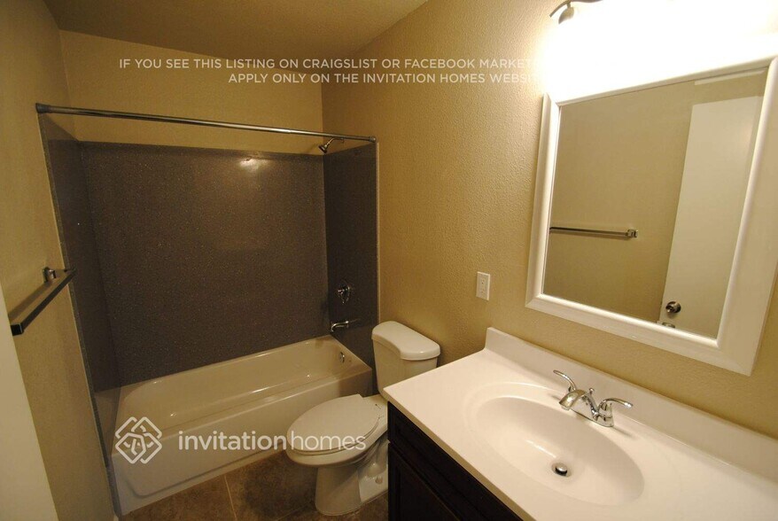 Building Photo - 5512 Chauncey Way