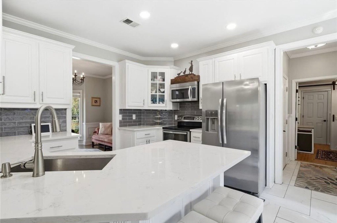 Building Photo - 2158 Chartley Pl