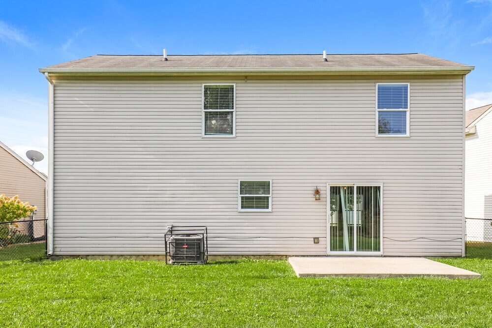 Building Photo - 8138 Fisher Bend Dr