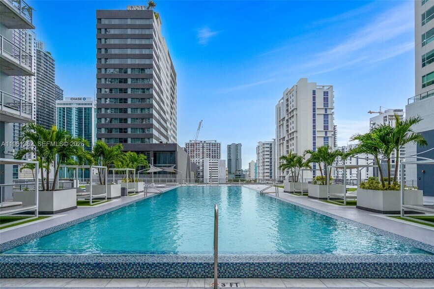 Building Photo - 690 SW 1st Ct