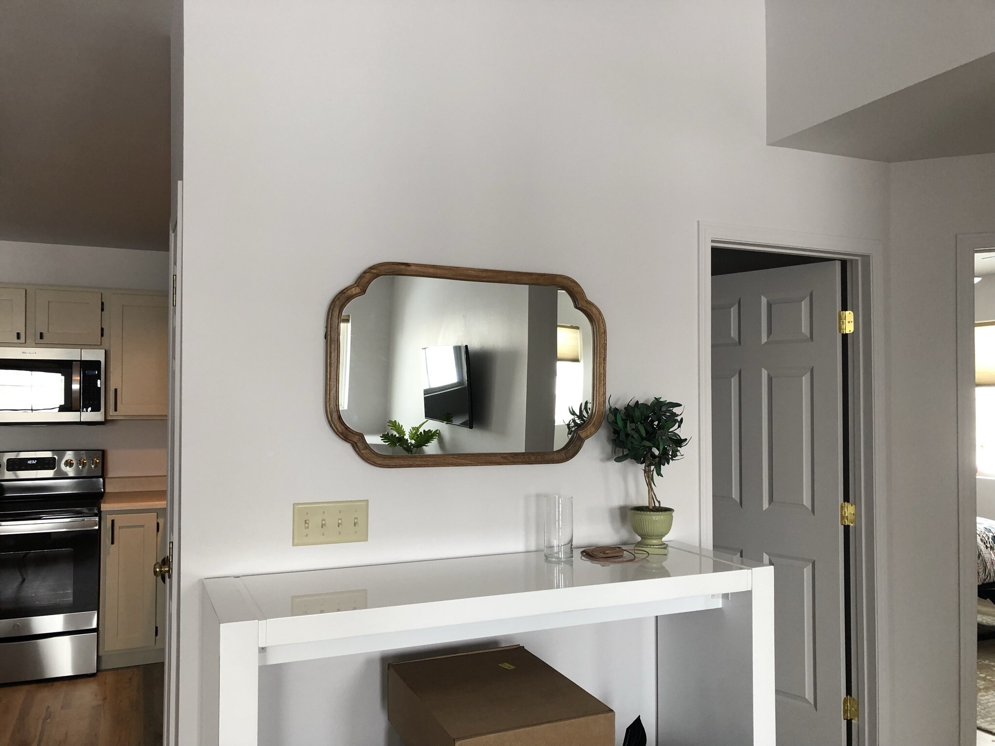 high top table for working - 3505 Fallon St