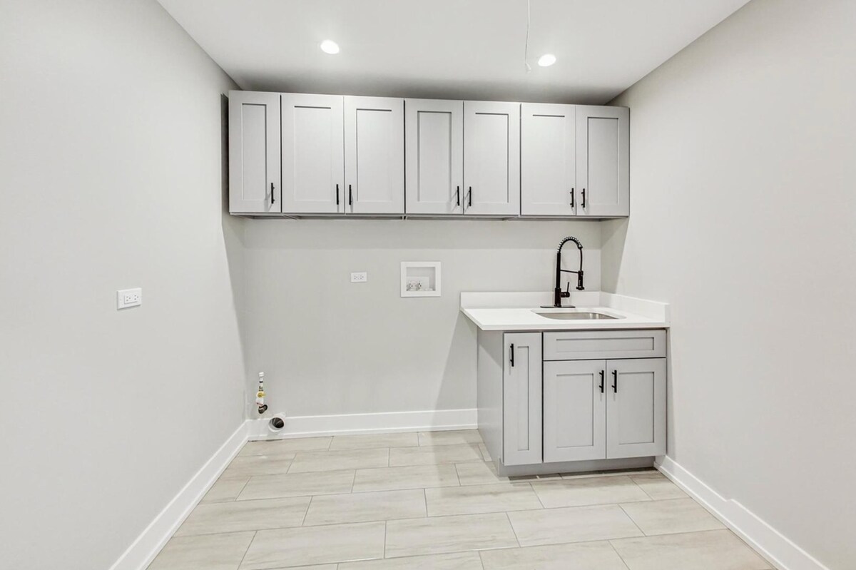 Building Photo - 4028 Faith Ln