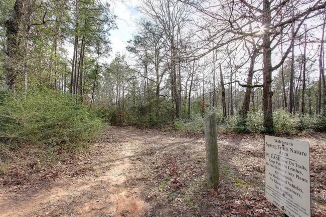 Building Photo - 1602 Eden Meadows Dr