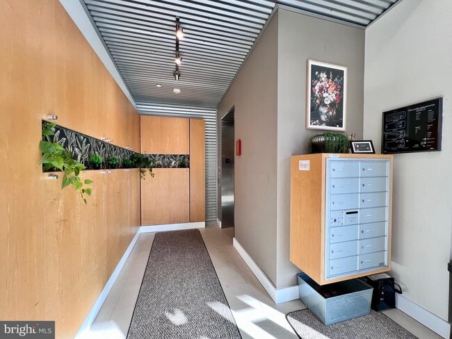 Building Photo - 2410 17th St NW