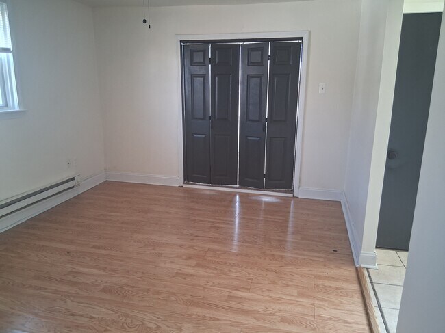 Building Photo - Ogontz