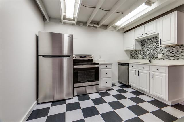 Building Photo - 2007 S Ervay St