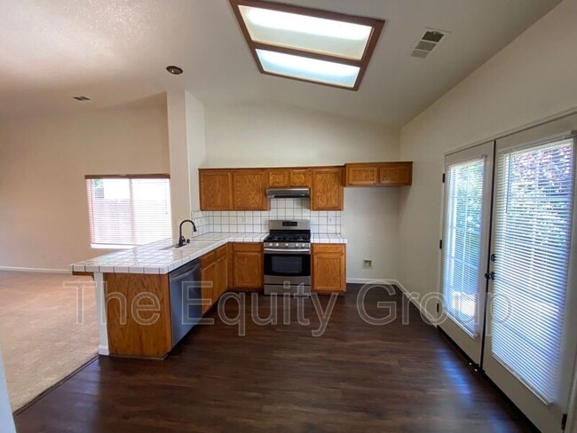 Building Photo - 1158 Dolcetto Ct