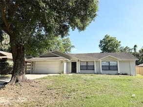 Building Photo - 3402 Bretwood Dr