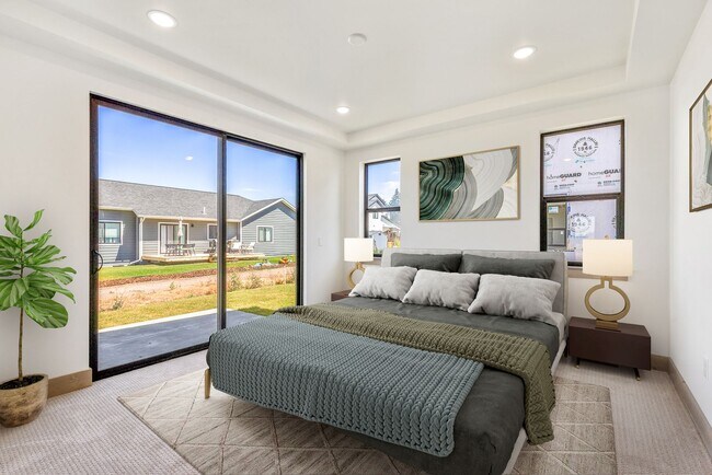 Building Photo - Brand New-Gorgeous 4 Bedroom + Bonus Room ...