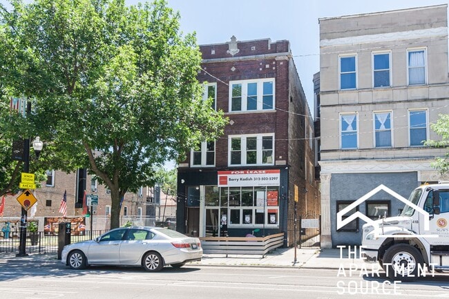 Building Photo - 2525 W Division St