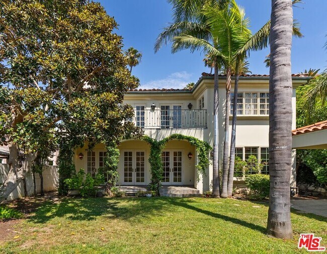 Building Photo - 321 S Palm Dr