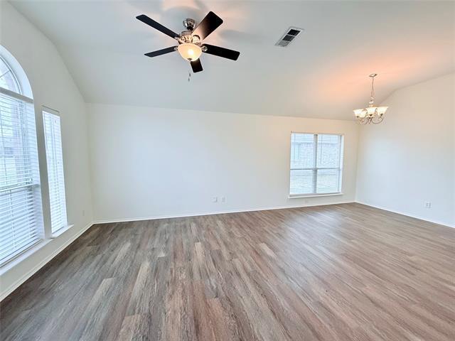 Building Photo - 102 Magnolia St