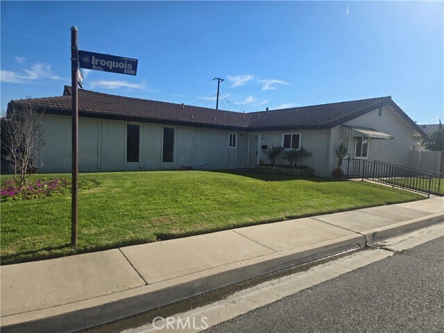 Building Photo - 6604 Dillman St