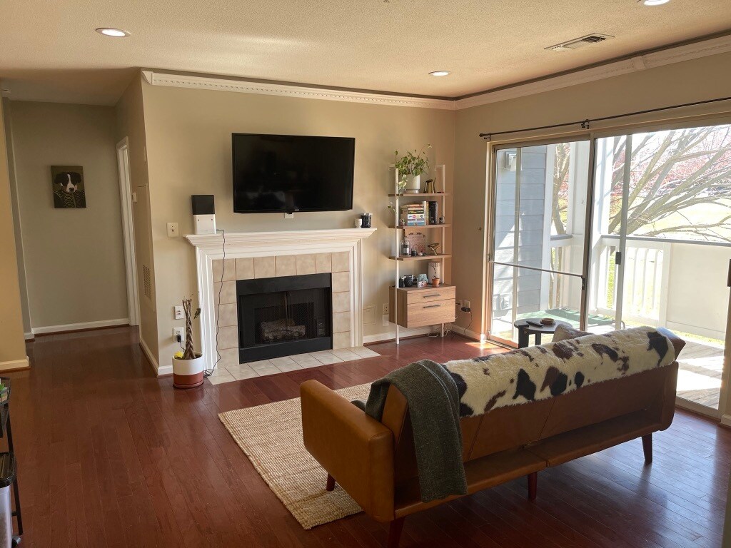 Building Photo - 20311 Beechwood Ter