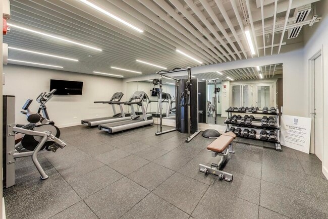 Building Photo - 1110 N Lake Shore Dr