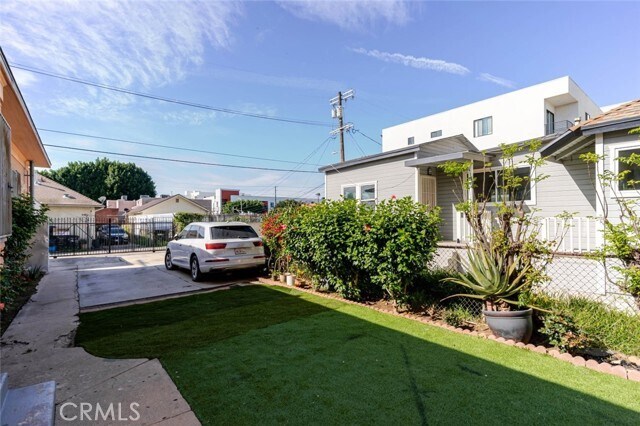 Building Photo - 2446 Cincinnati St