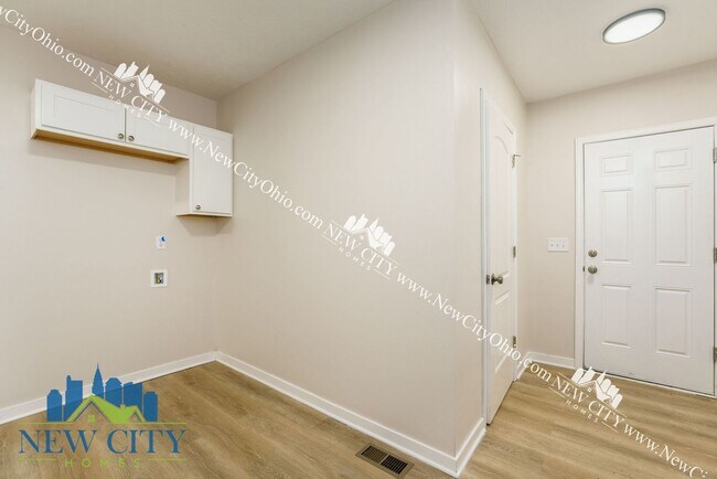 Building Photo - 53-55 Hawkes Avenue, Columbus, OH 43222