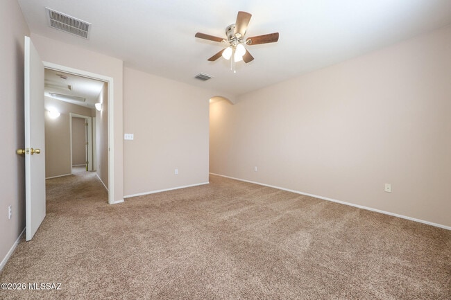 Building Photo - 2416 W Chris Oliver Way