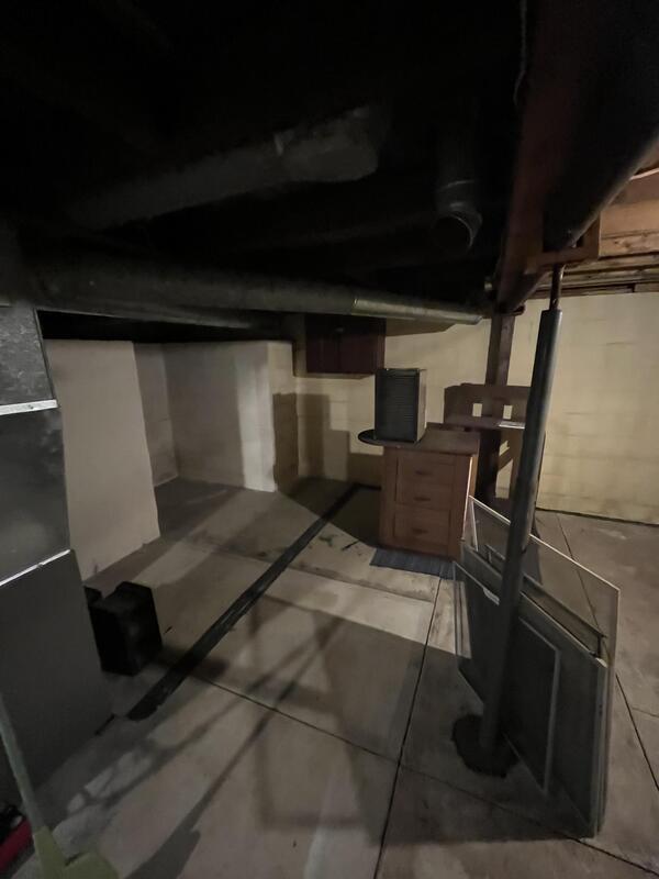 Building Photo - 202 St Clair Ave SW