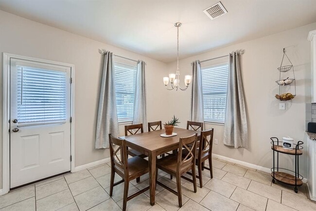 Building Photo - 1205 Falconer Wy