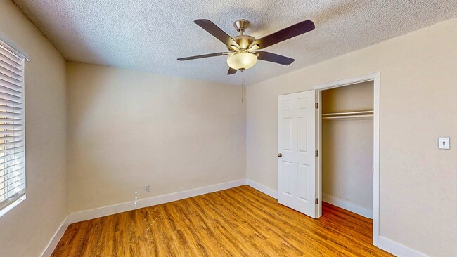 Building Photo - 1304 Rexford Pl
