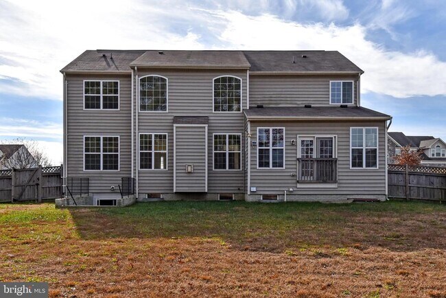 Building Photo - 3082 American Eagle Blvd