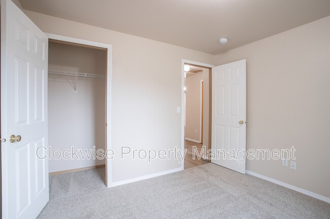 Building Photo - 5507 208th St Ct E