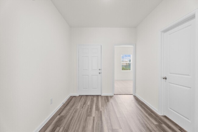Building Photo - 31139 Gayle Prairie Oaks St