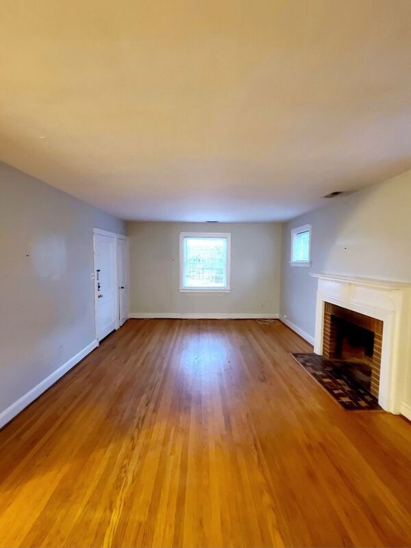 Building Photo - 3413 Monument Ave