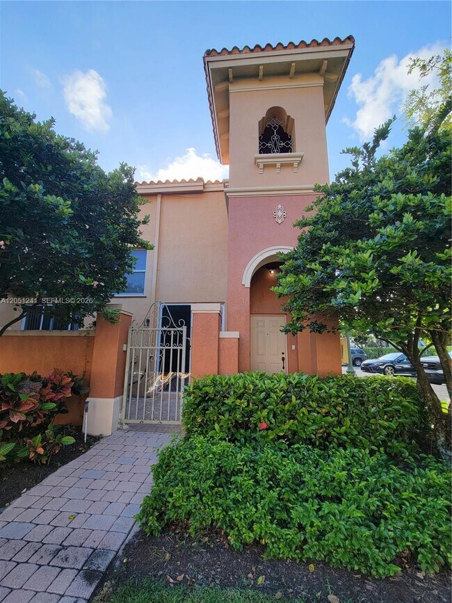 Building Photo - 2335 Mariner Ct