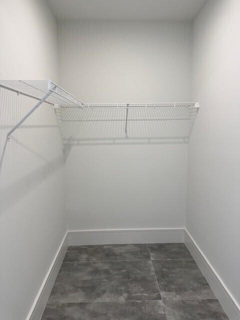 Building Photo - 220 Lake Shore Dr