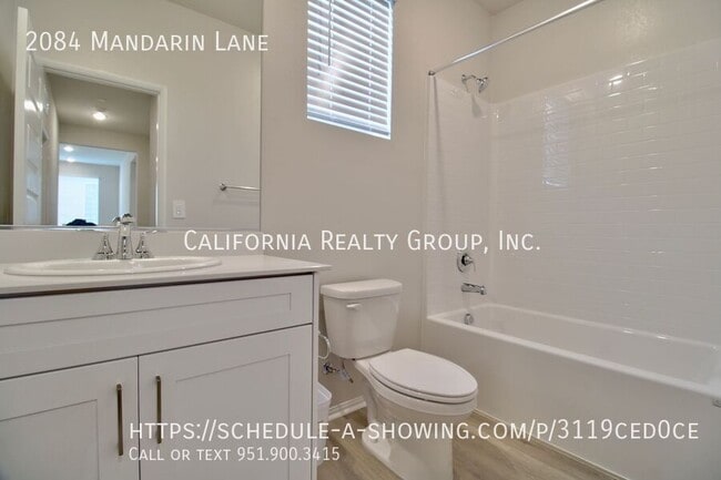 Building Photo - 2084 Mandarin Ln