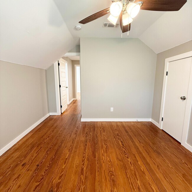 Building Photo - 2222 16th St