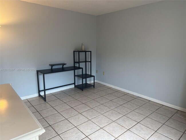Building Photo - 17016 SW 144th Ct