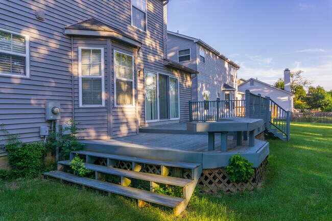 Building Photo - 6657 Delburn Ct